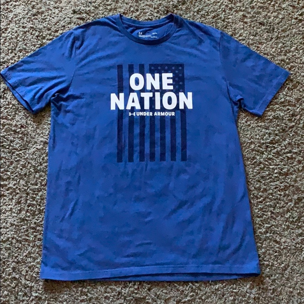 Men’s Under Armour T Shirt - Blue size Med EUC